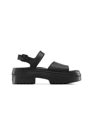 Converse - Converse Chuck Taylor All Star - Sandalen in Schwarz/Schwarz/Schwarz mit Profilsohle und Absatz