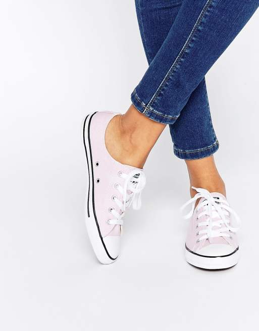 Converse dainty lace up sales sneaker