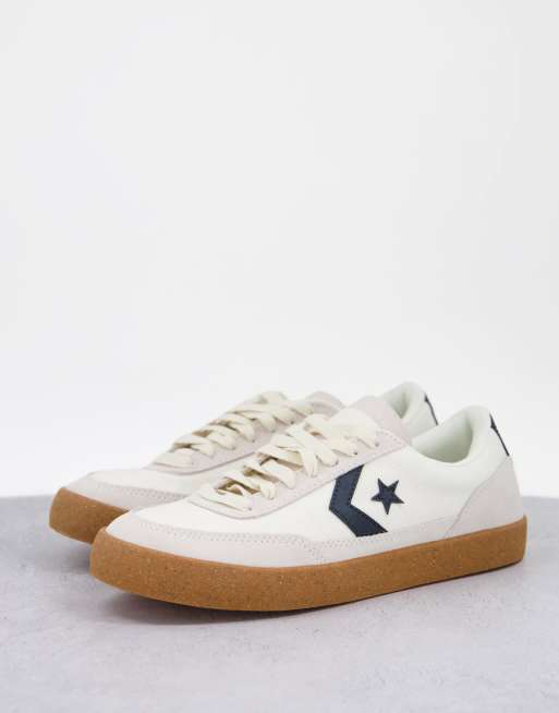 Converse Net Star Classic Ox trainers in stone with gum sole