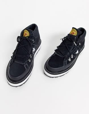 hiker converse black