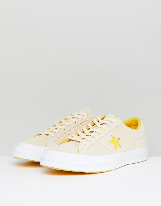 Converse one store star gialle