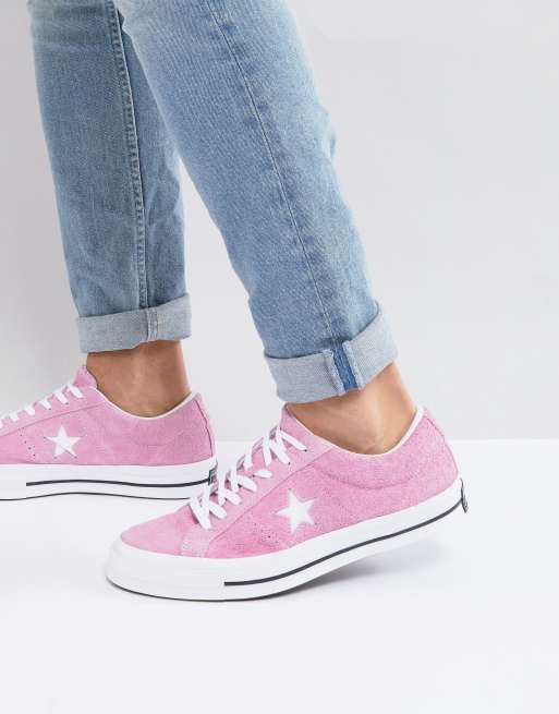 Pink converse on sale with stars