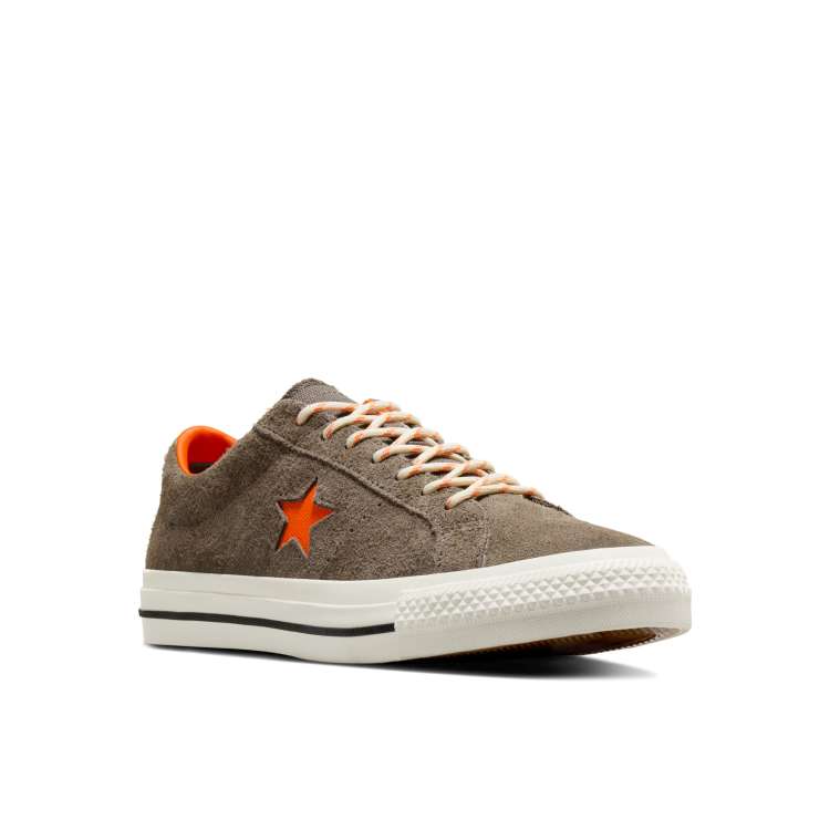 Converse orange suede hotsell