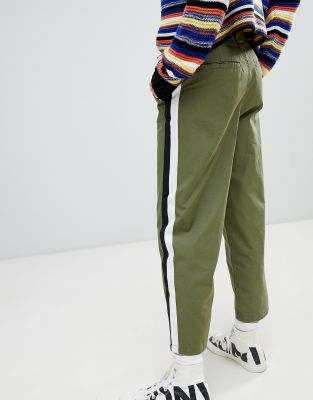 converse pantaloni verdi