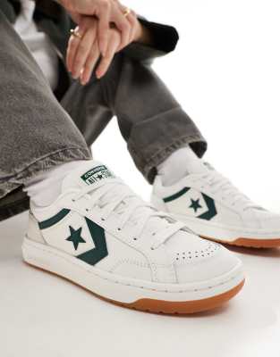 Converse Converse Pro Blaze Classic Ox trainers in off white and green with gum sole