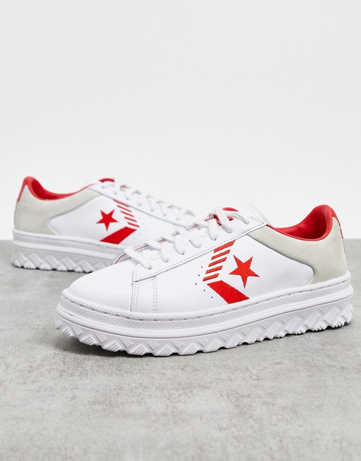 Converse Pro Leather Rivals platform trainers in white cream and red