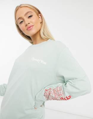 green converse t shirt