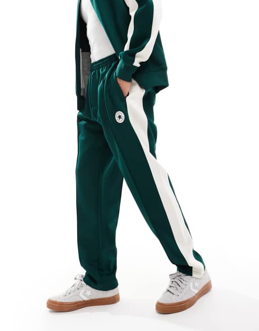 Converse – Retro Chuck – Jogginghose in Grün mit Blockstreifen ASOS
