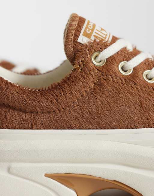 Converse Run Star Crush sneakers in tan faux fur, 4 of 5