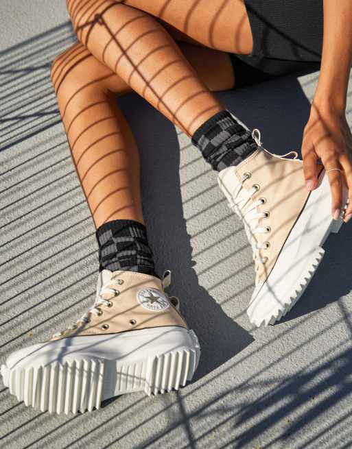 Converse - Run Star Hike - Hoge leren sneakers in neutraal
