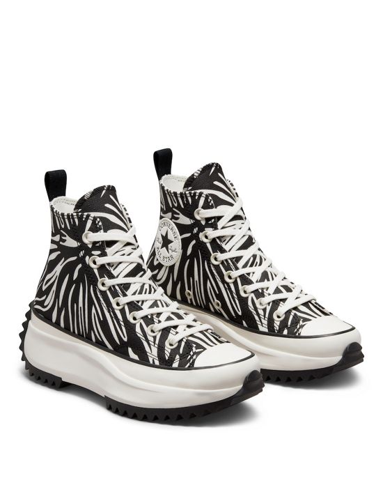 https://images.asos-media.com/products/converse-run-star-hike-sneakers-in-zebra-print/203560556-1-egretblack?$n_550w$&wid=550&fit=constrain