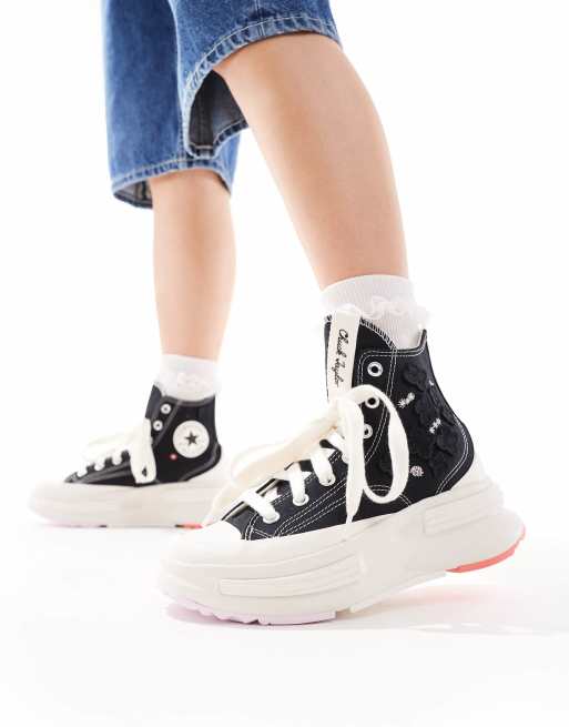 Converse Run Star Legacy CX Hi Sneaker in Schwarz mit Blumendetails aus Organza ASOS