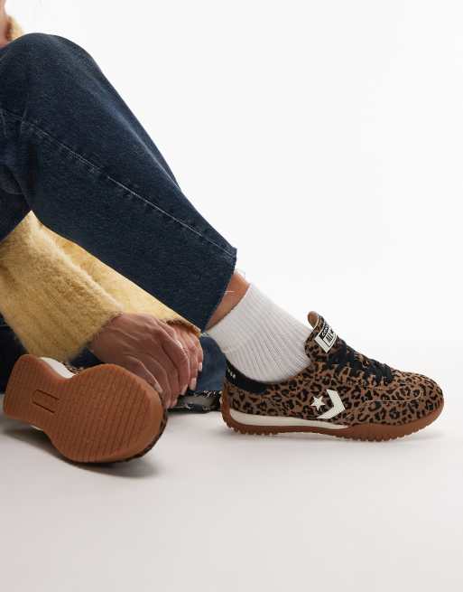 Converse – Run Star – Leopardmönstrade sneakers med ponnyhår, 3 av 5