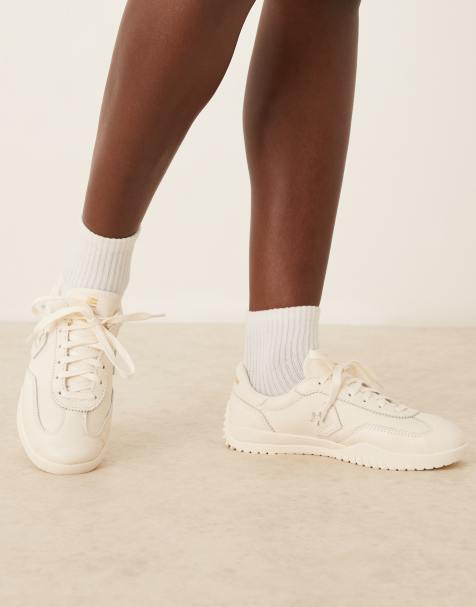 Converse Run Star sneakers in off white - view 1
