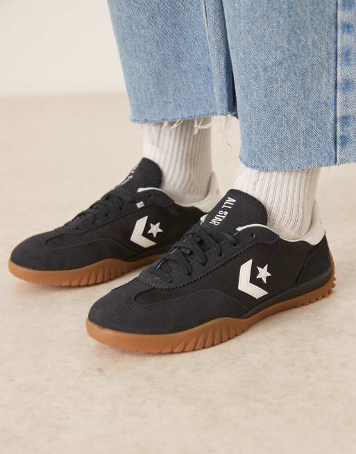 Converse Run Star trainers in black, 2 of 5