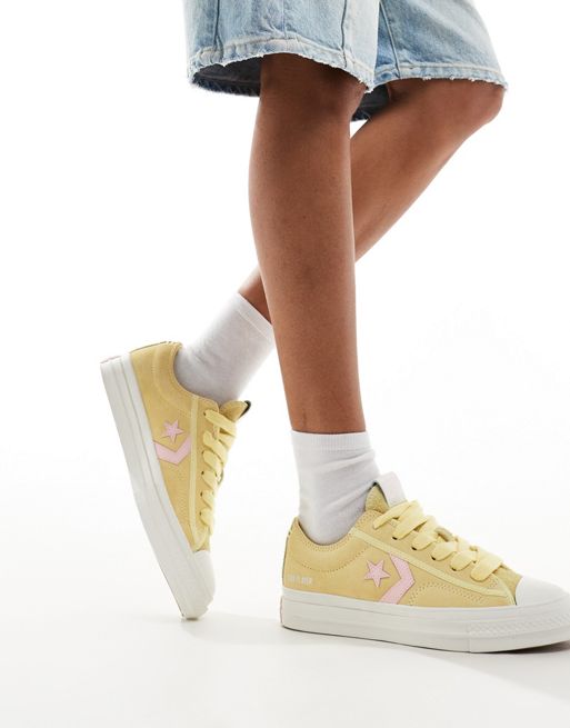 converse Canvas Star Player 76 Ox trainers in yellow