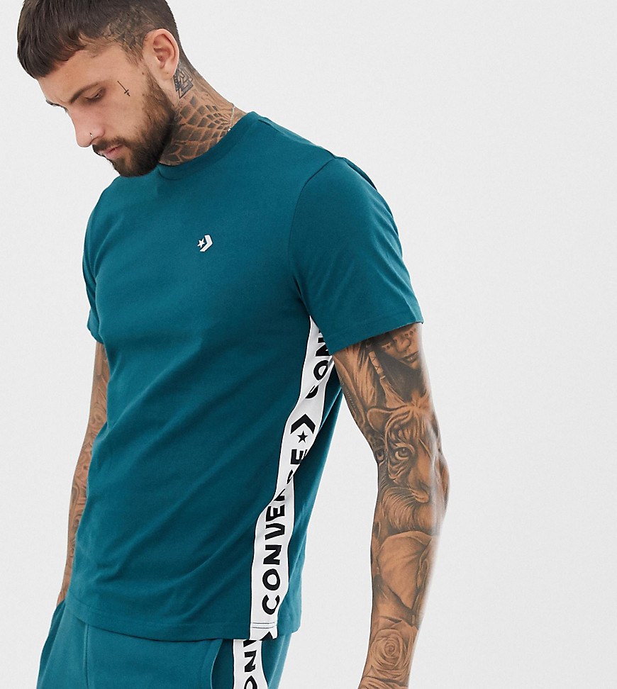 Converse - T-shirt con fettuccia laterale a righe - In esclusiva per ASOS-Verde