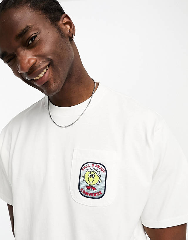 Converse - t-shirt with fruit pocket patch in white