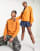 Thumbnail 1 van 4
