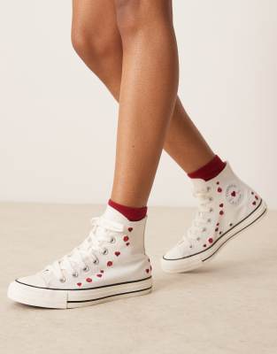 Valentines Chuck Taylor All Star sneaker in white with hearts and roses embroidery