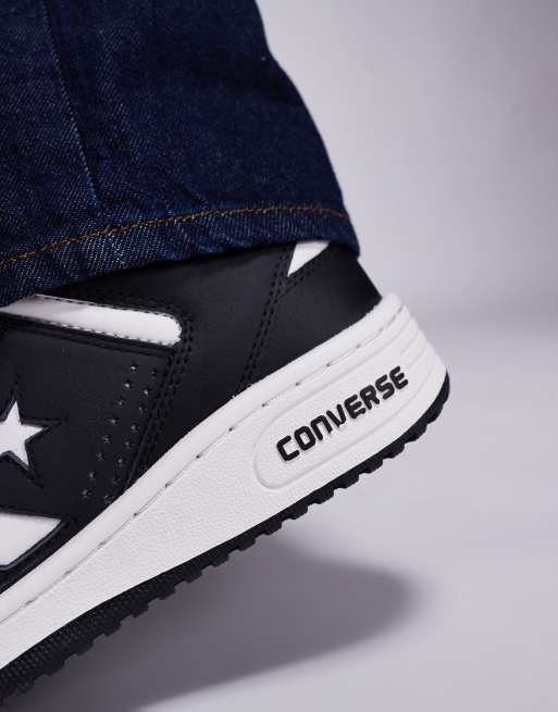 Converse Weapon sneaker in black with white detail, 3 of 5