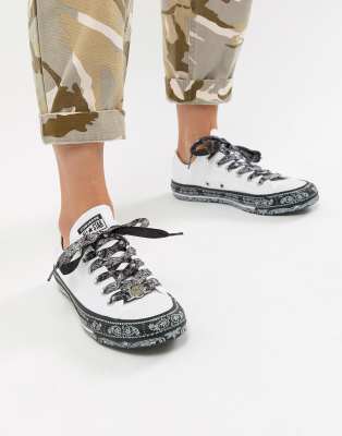 bandana print converse