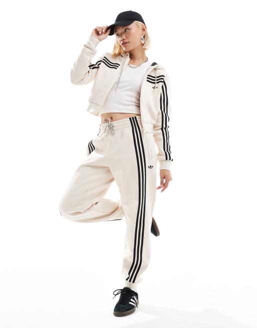 Coordinato in velour bianco