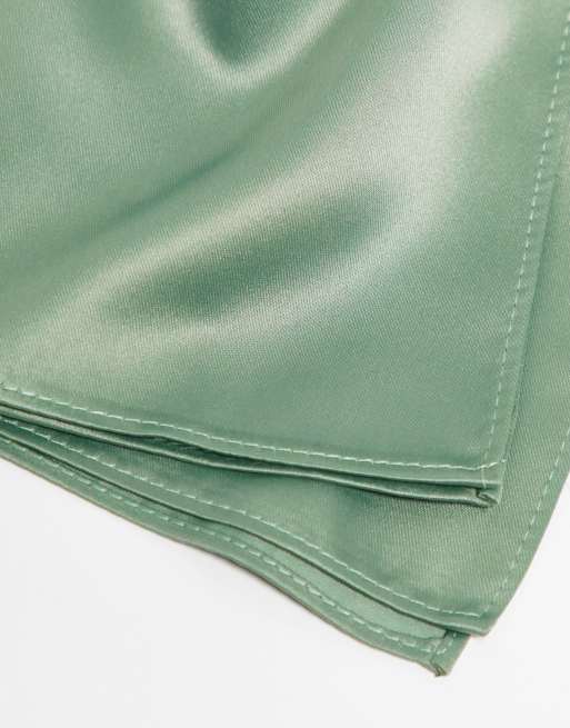 Corbata estrecha y pañuelo de bolsillo verde salvia de satén de ASOS DESIGN, 3 de 4