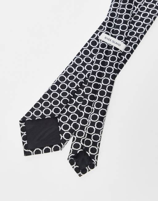 Corbata negra ancha con estampado geométrico en el mismo tono de ASOS  DESIGN