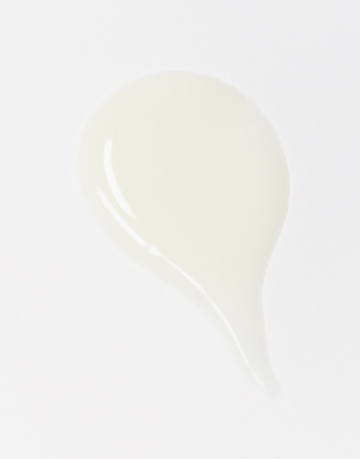 Corrector + interruptor de puntos negros de 50 ml Even Better Clinincal Radical  de Clinique, 3 de 4