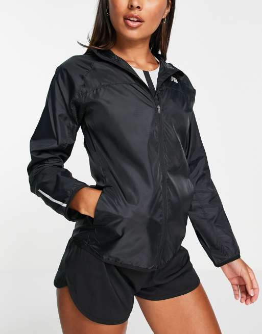 Cortaviento Running Mujer New Balance Negro