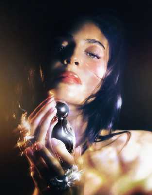 Cosmic by Kylie Jenner Eau de Parfum 100ml ASOS