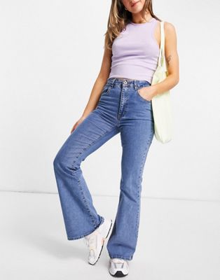 Jeans évasés Coton:On - Jean taille haute évasé - Délavage moyen