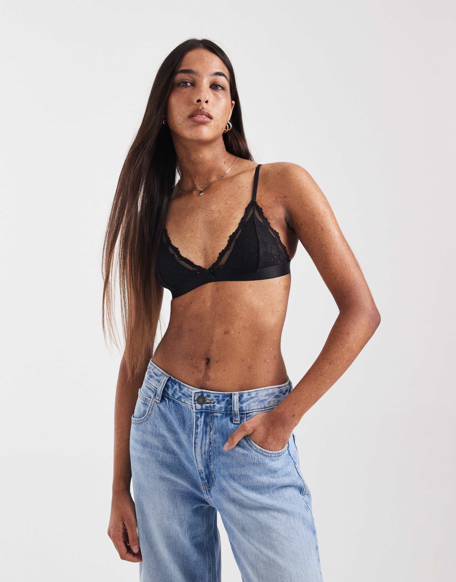 cotton on 2 pack everyday lace triangle padded bralets in black and cream