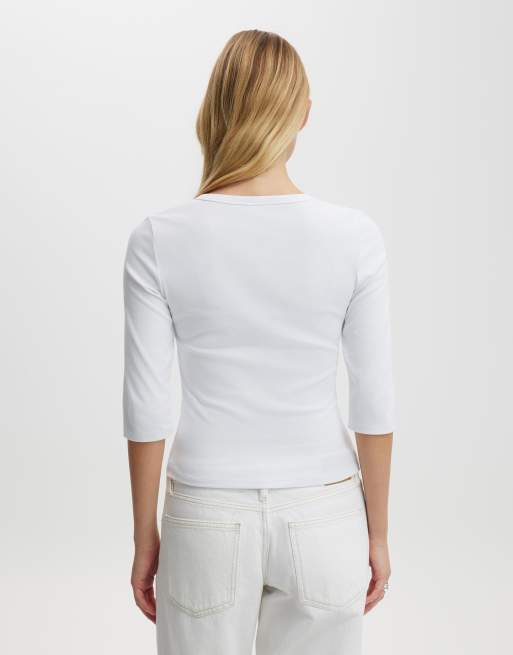 Cotton On 90s v neck ¾ sleeve in white, 4 of 4