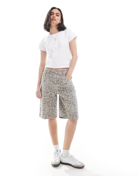 Cotton On - Aansluitend baby-T-shirt in jaren 90-stijl in wit - view 1