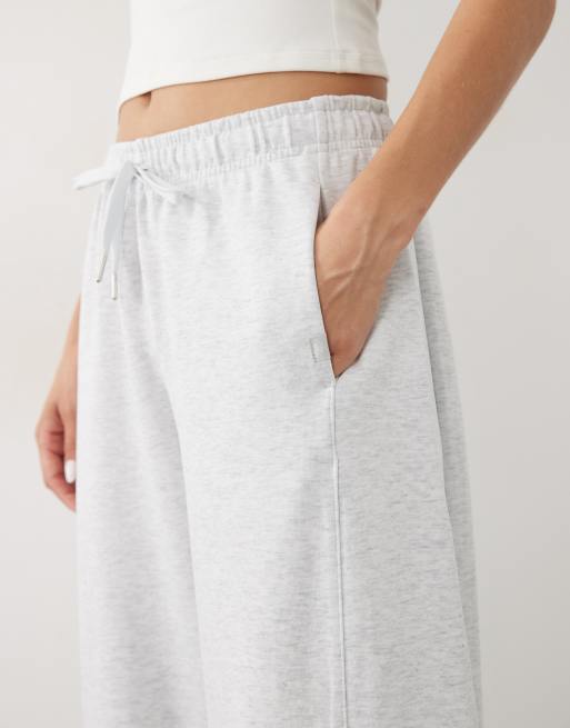 Cotton On – Active – Bootleg-Jogginghose aus Fleece in meliertem Hellgrau, 5 von 5