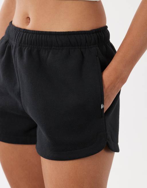 Cotton On Active plush essential gym short in black, 3 of 5