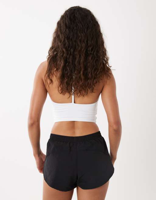 Cotton On - Active - Sorte shorts med delfinkanter, 4 af 5