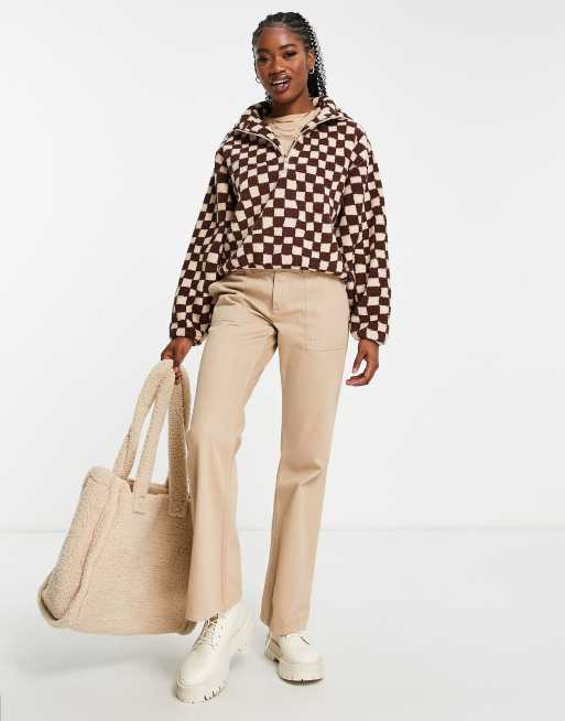 Cotton On - Active - Sweatshirt i imiteret lammeskind med brunt og skakternet print , 4 af 4