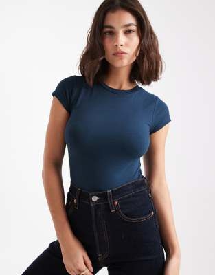 Cotton On - All Day - T-Shirt in Immergrün mit Rundhalsausschnitt