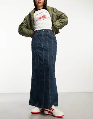 Cotton On - Ausgestellter Maxi-Jeansrock in Indigoblau