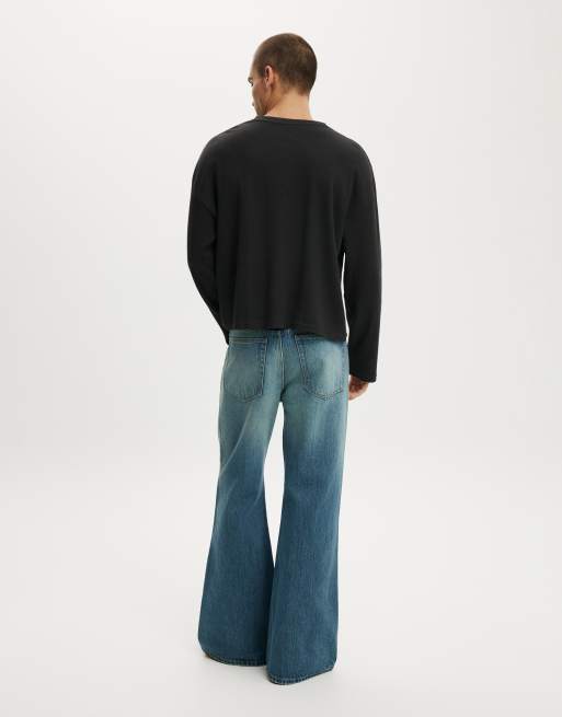Cotton On Baggy bootcut jean in mid blue, 3 of 4