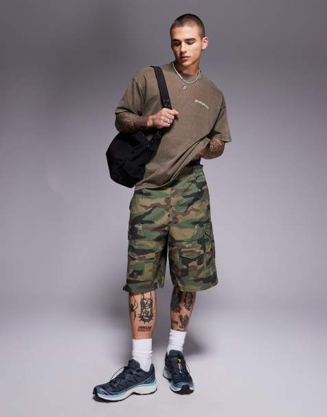 Cotton On - Baggy distressed cargoshort in groene camo - view 1