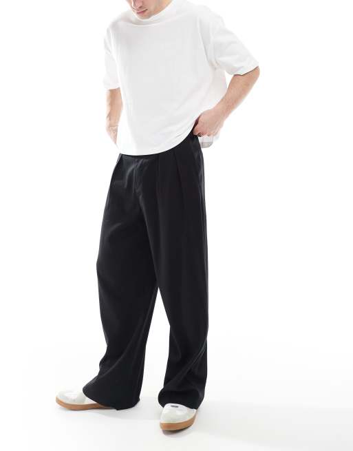 Cotton On baggy fit pleated trousers in black, 2 of 5