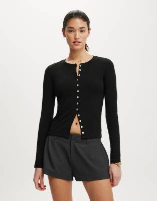 Cotton On - Bailey - Strickjacke in Schwarz mit Knopfdetail