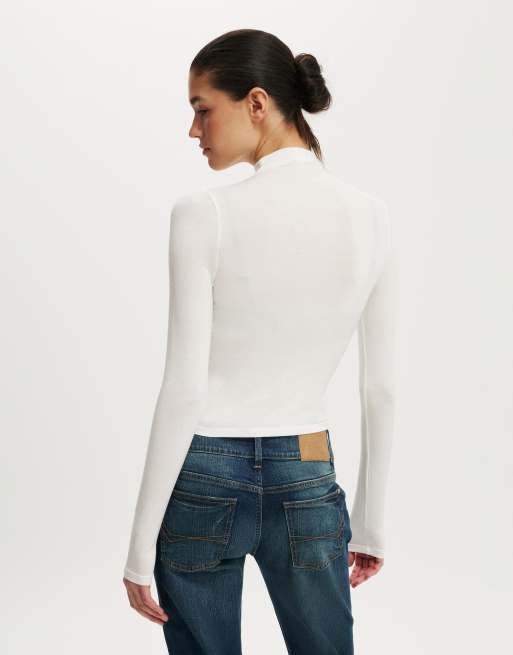 Cotton On base layer mock neck long sleeve top in vintage white, 3 of 4