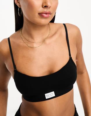 Cotton On - Baumwoll-Bustier in Schwarz mit U-Ausschnitt und Markenlogo