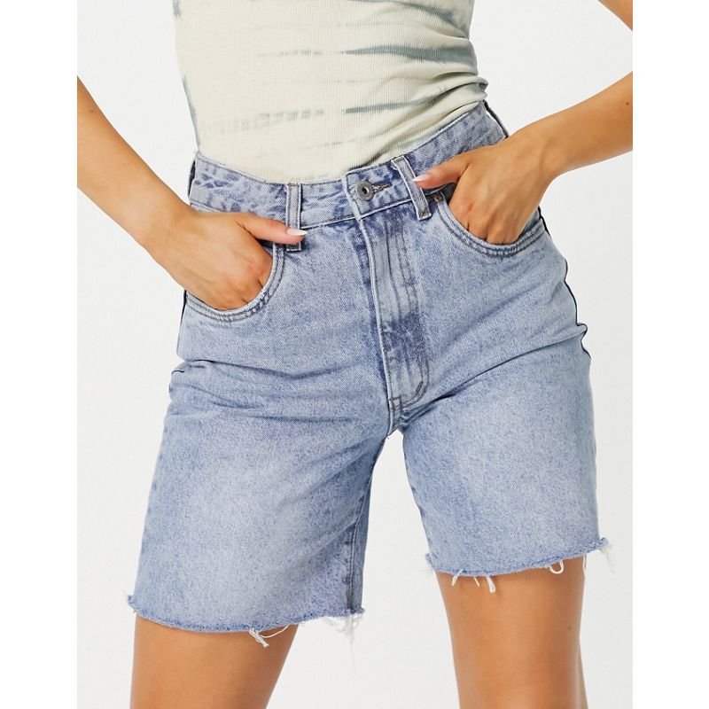 Pantaloncini di jeans Pantaloncini Cotton On - Bermuda di jeans dritti lavaggio medio