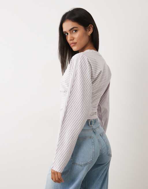 Cotton On - Blair - Top a maniche lunghe con maniche a pipistrello e stampa a righe sottili, 4 di 4